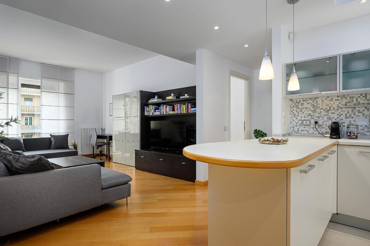 Stylish Condo Garibaldi Sempione 85M2 - Self Check-In Милан Экстерьер фото