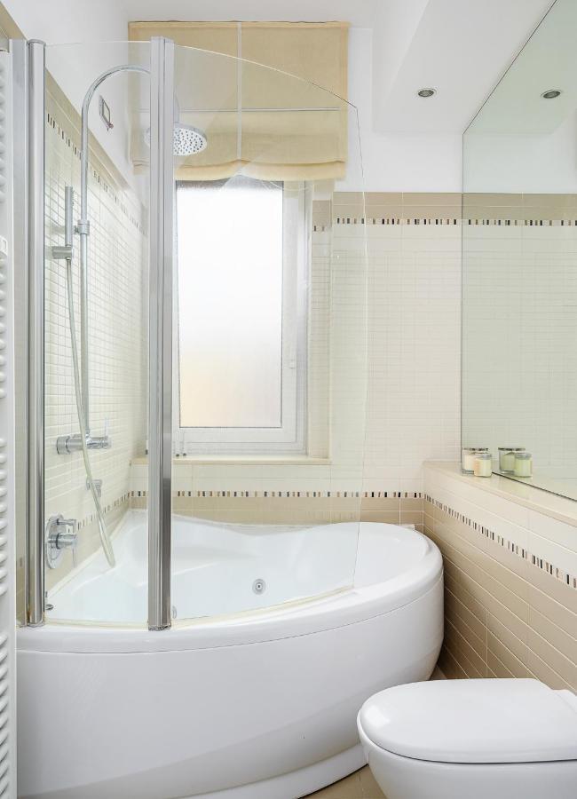 Stylish Condo Garibaldi Sempione 85M2 - Self Check-In Милан Экстерьер фото
